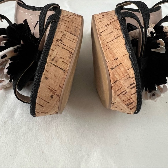 NEW Charles David Seashell Tassel Wedge Sandals 8.5 - Picture 7 of 9